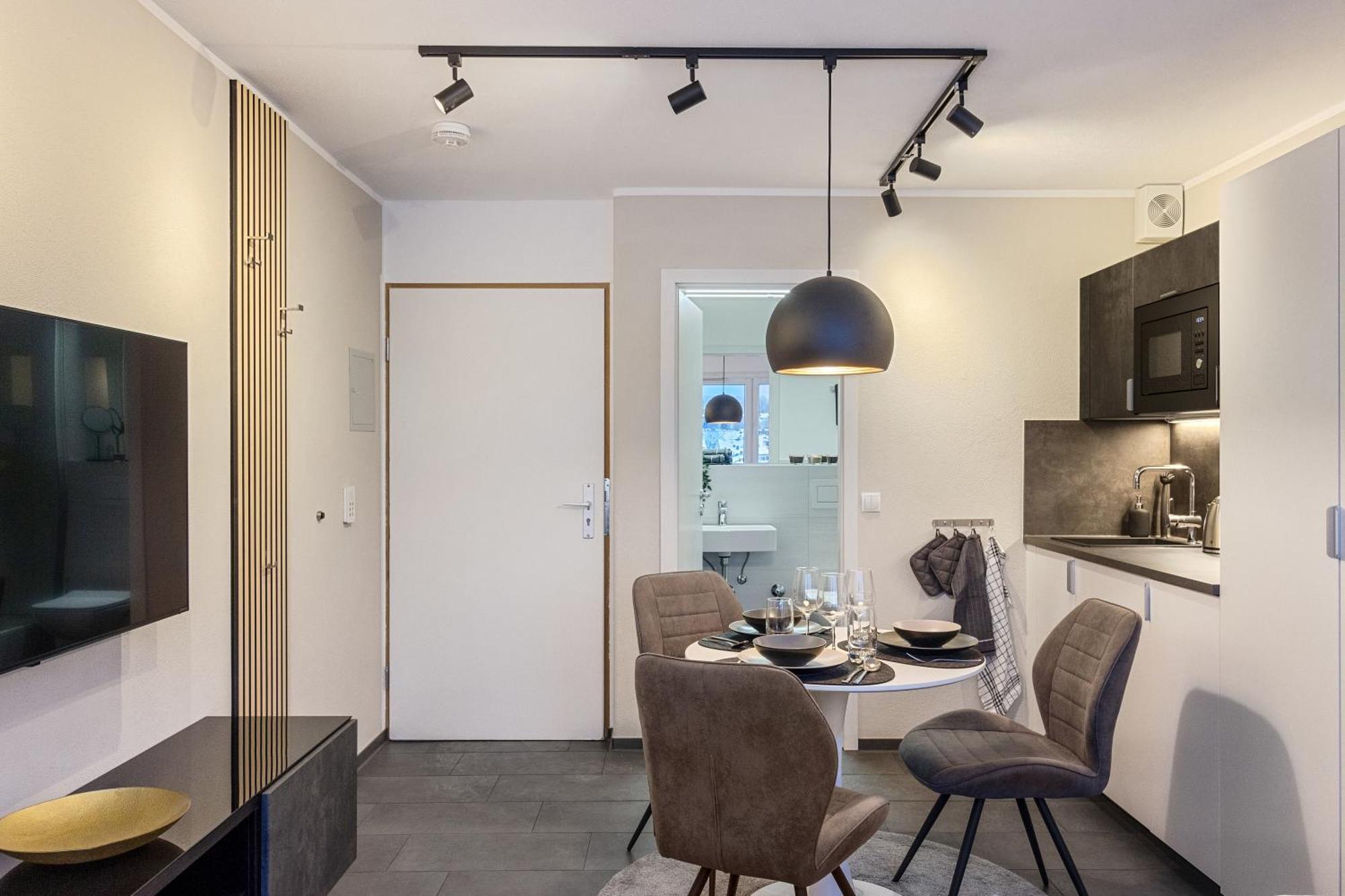 Appartement Fuer 1-2 - Wlan - Parkplatz - Homeoffice Kaiserslautern Exteriör bild